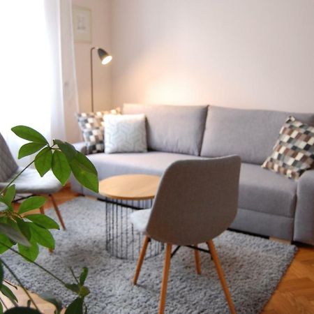 Apartment In The Heart Of Πράγα Εξωτερικό φωτογραφία