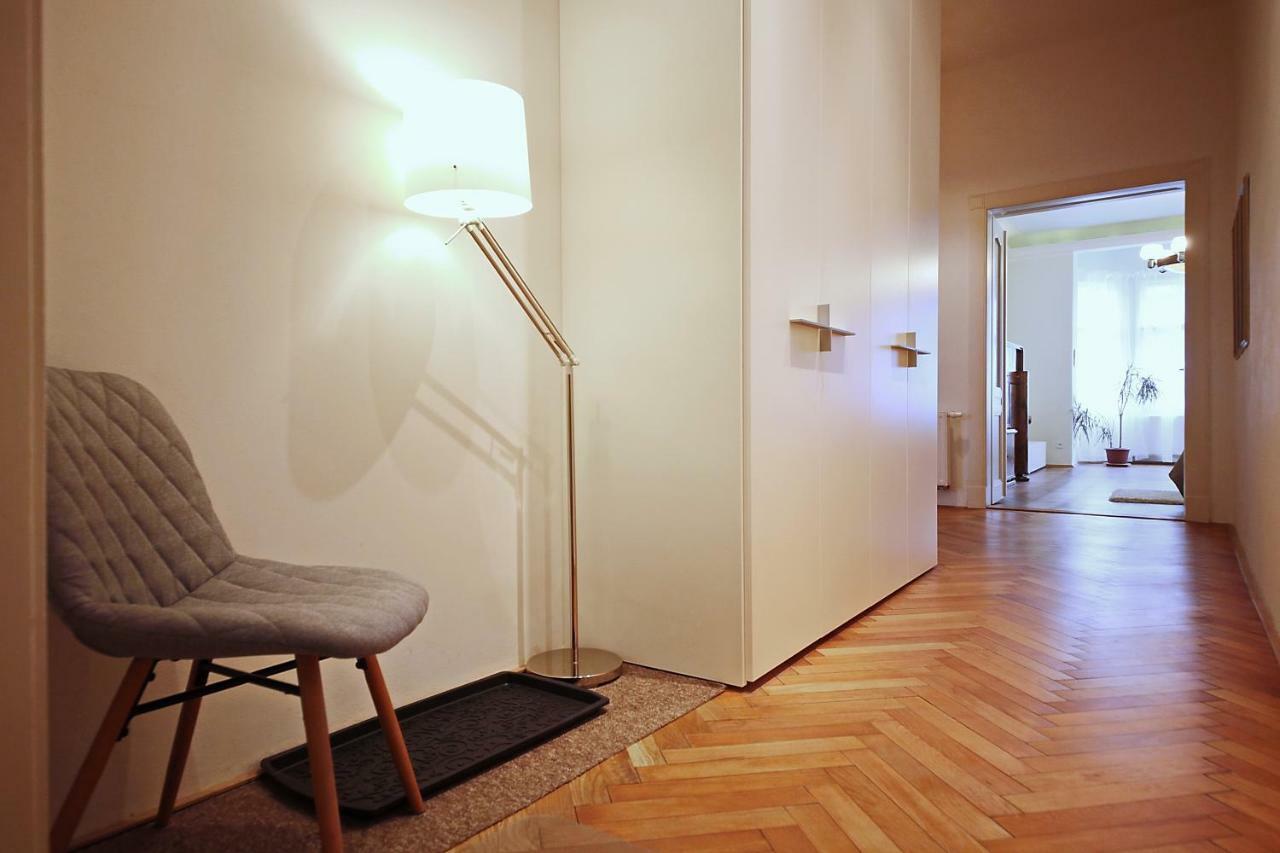 Apartment In The Heart Of Πράγα Εξωτερικό φωτογραφία