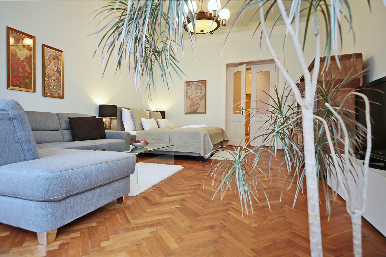 Apartment In The Heart Of Πράγα Εξωτερικό φωτογραφία