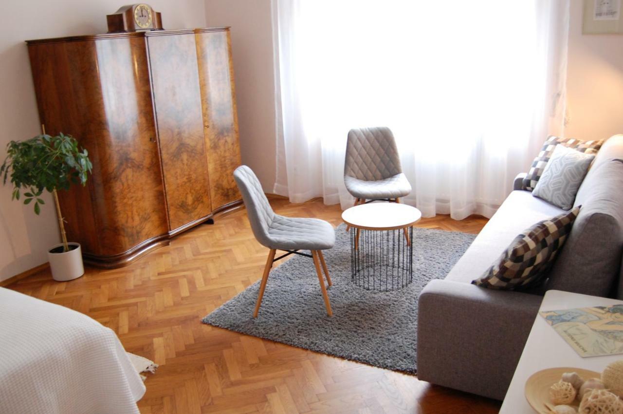Apartment In The Heart Of Πράγα Εξωτερικό φωτογραφία